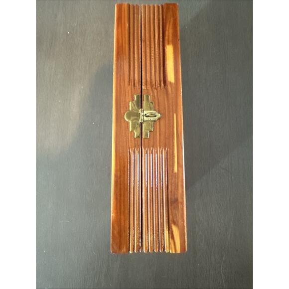 Vintage Memorial Edition 1958 Holy Bible, Illustrated With Cedar Wood Case - Picture 13 of 13